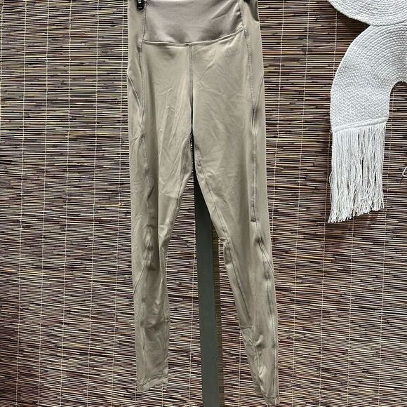 Adidas Women's Training Apparel Tights - Chalky Brown Size S - Picture 3 of 3